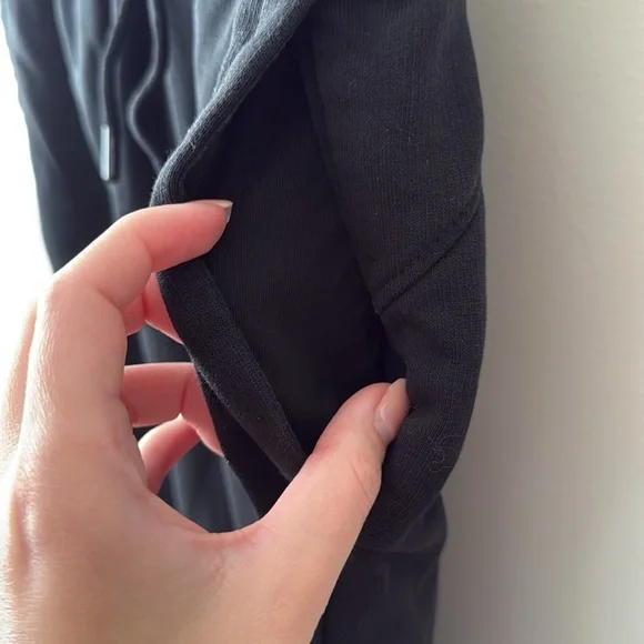 The north face black jogger sweatpants - Picture 9 of 9